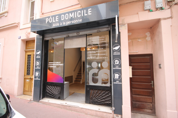 Location Immobilier Professionnel Local commercial Cannes 06400